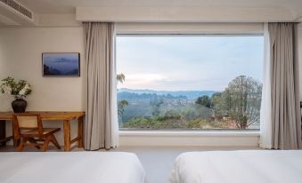 Dongmei Yueju Hostel