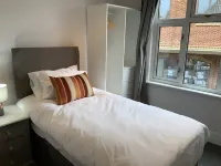 Bookeduk - Large Cosy Cottage Hotels near London Stansted Airport