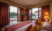 Mahaweli Reach Hotel Hotels in Kandy
