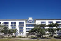 Airways Hotel Hotels near RH Hypermarket Vision City