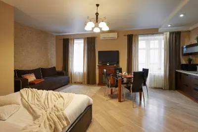 PaulMarie Apartments on Prs. Lenina Hotels near Tsentr Prirodnogo Zemledeliya Siyaniye, Gomel