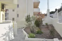 Double M Hotels in Markópoulo