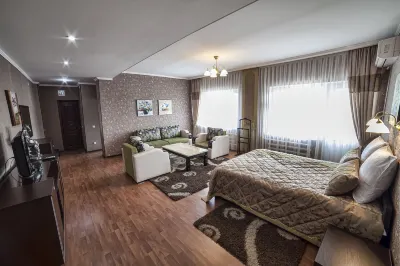 Hotel Osh-Nuru Hotels in der Nähe von Razzakov Park