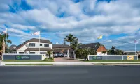 Bay Palm Motel Hotels in Mount Maunganui