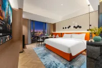 Yiju Hotel (Shantou MixC Store) Hotels near Jinsha Park