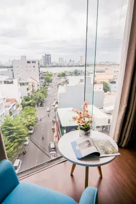 Gold Hotel Da Nang by Haviland Các khách sạn ở Hòa Minh