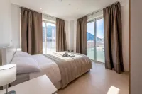 Bentley Holiday Apartments - West One Hotels near Catalan Bay