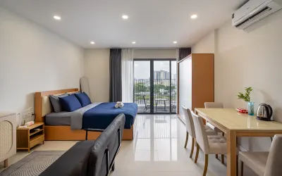 Hearth and Home Lavida (7 phút tới SECC) Các khách sạn gần Landmark 81 Sky View Observatory