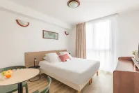 Appart'City Confort Brest Hotels near The Body Shop