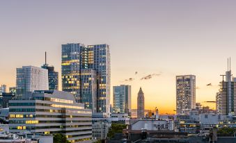 Avani Frankfurt City Hotel