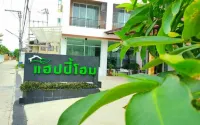 Happy Home Hotels near Sri Muang Market